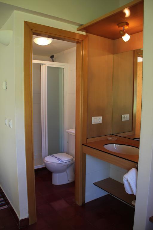 Bungalow Camping Los Manzanos Santa Cruz de Oleiros Zimmer foto